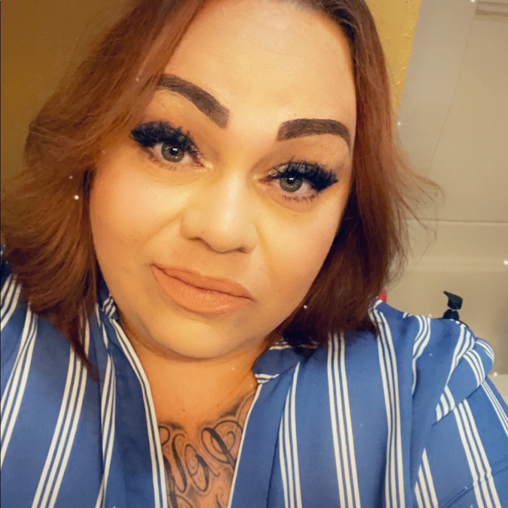 Meet your Posher, Charlena